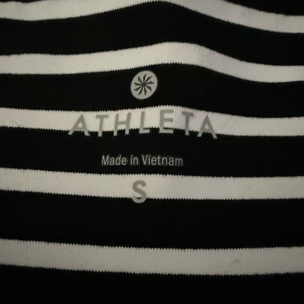 Athleta Black and White Stripped crop capri leggings size small - Picture 3 of 5